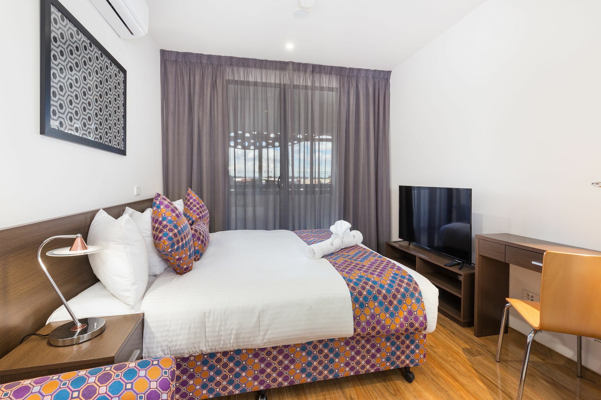 City Edge Dandenong Apartment Hotel Exterior photo